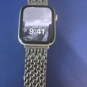 Apple Silver Smartwatch with Sophisticated Mesh Band